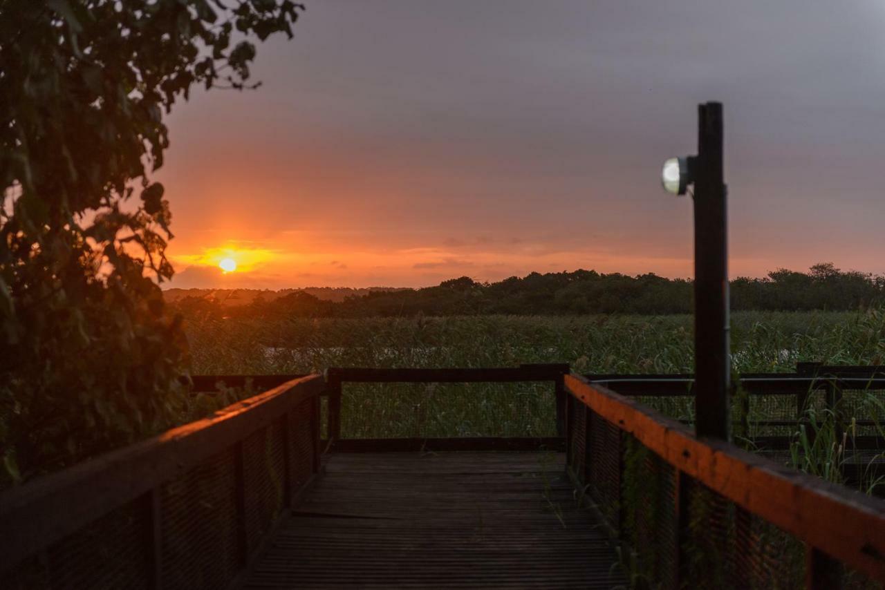 33 The Bridge Resort Сент-Люсия Экстерьер фото